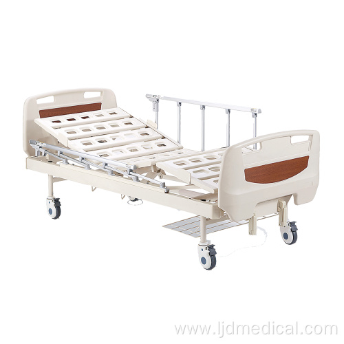 Adjustable Medical Manual Hospital Care Bed